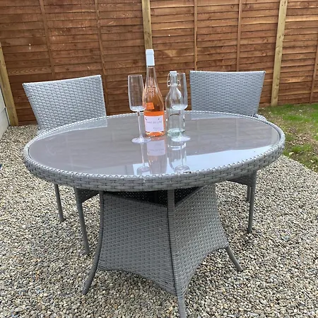 Meadow Lanes Little Γουίκλοου